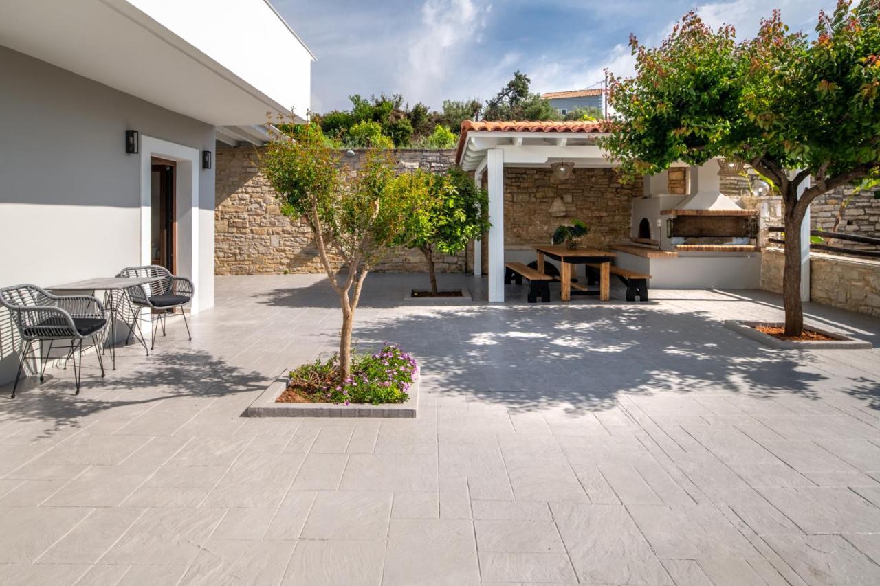 Elaida Villa, Heaven On Earth, By Thinkvilla Perama  Exterior photo